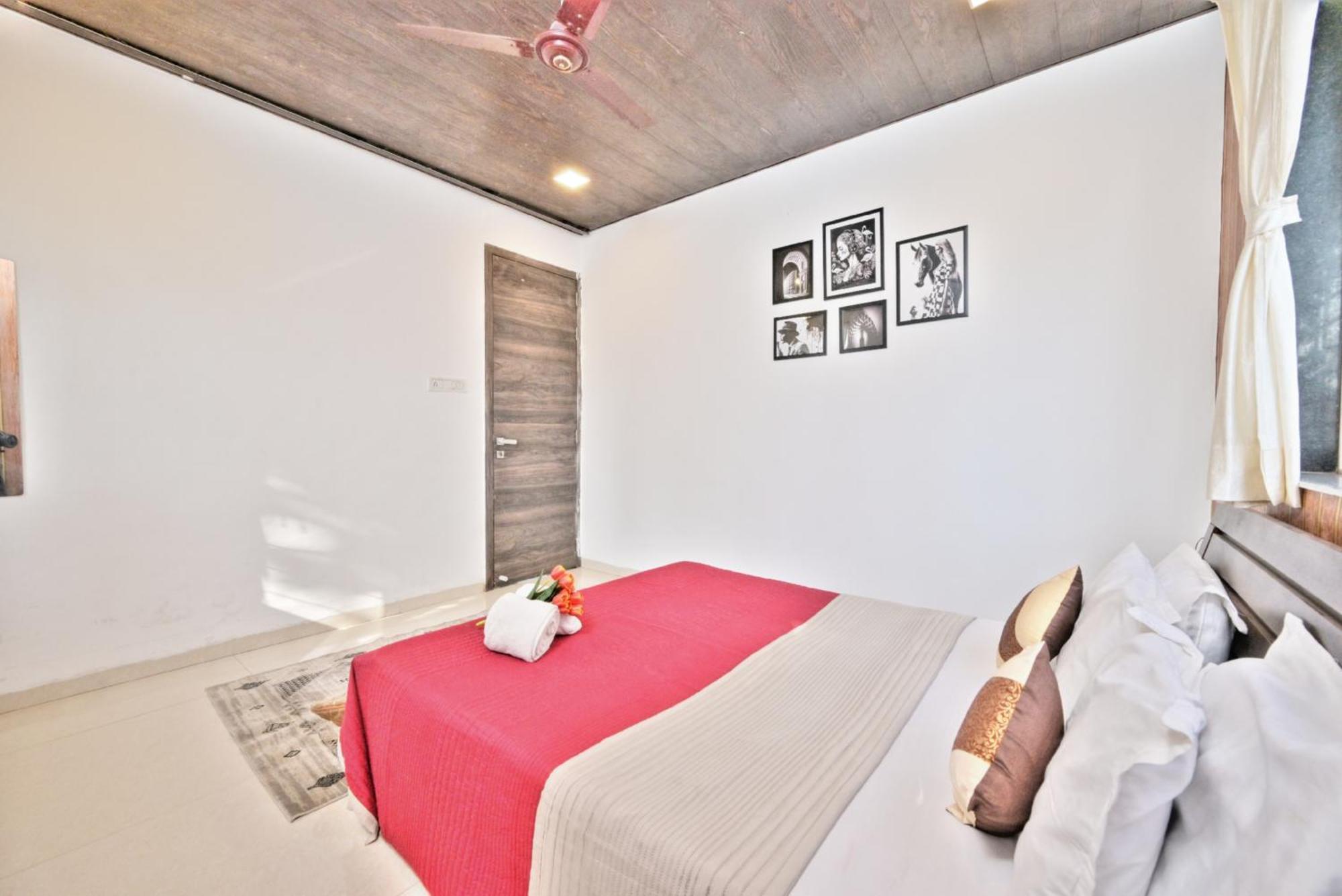 Ll Empyrean Stay Ll 4Bhk Ll Ac Ll Pool Ll Mystical Stone Villa Ll Lonavala Dış mekan fotoğraf